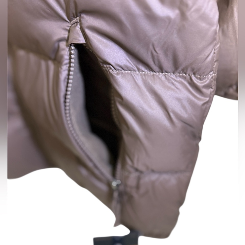 The North Face Brown Hooded Puffer Jacket NWT - Picture 9 of 16